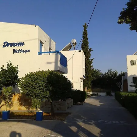 Aparthotel Dream Village 3*